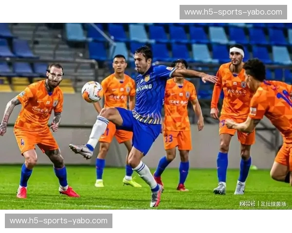 燃情绿茵，史诗对决！泰达vs鲁能集锦，重温足坛经典时刻